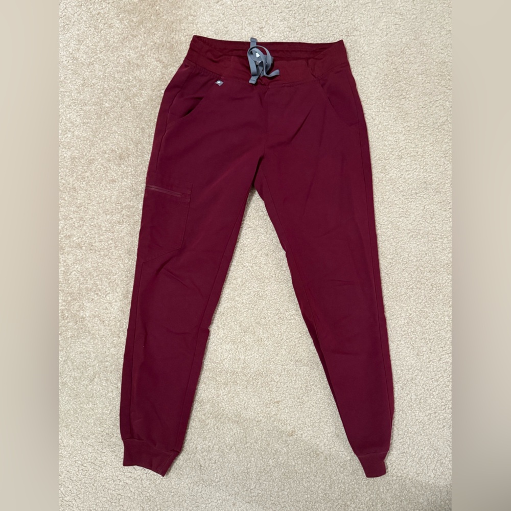 Figs women's Burgundy Zamora- Jogger Scrub Pants - XS
